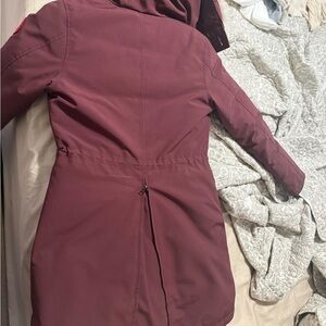 Canada Goose Women's Puffer Jacket in Burgundy
